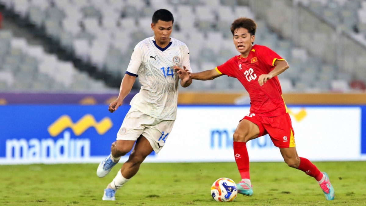 Tranh cãi vụ rút nhầm thẻ đỏ trong trận thắng của U23 Việt Nam